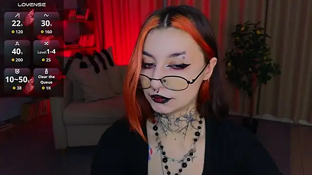 Snapshot of Mistress__Marcelline chatting on 15, 6, 2026 Mistress Marcelline online show from 15, 6, 2026