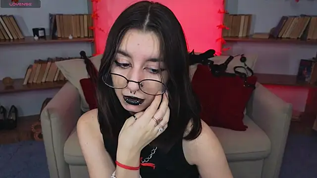 Mistress  Marcelline online show from 18, 9, 2025