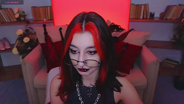 Mistress  Marcelline online show from 8, 11, 2025