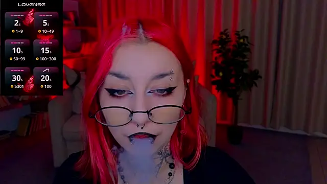Snapshot of Mistress__Marcelline chatting on 10, 7, 2026 Mistress Marcelline online show from 10, 7, 2026