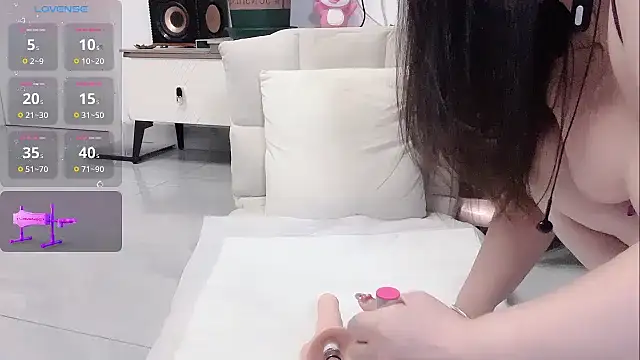 B-Yaya online show from 23, 4, 2026