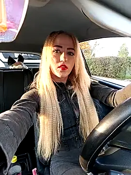 DeeA Blondy online show from 24, 10, 2025