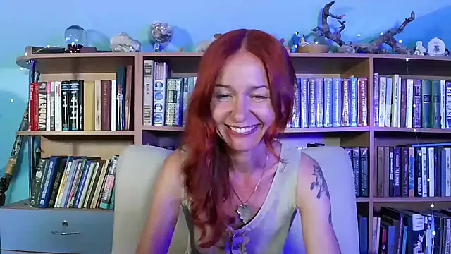 Foxilady357 online show from 11, 7, 2026