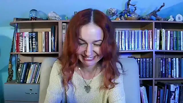 Foxilady357 online show from 5, 4, 2026