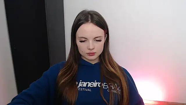 Ariella ari online show from 12, 9, 2025