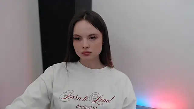 Ariella ari online show from 22, 9, 2025