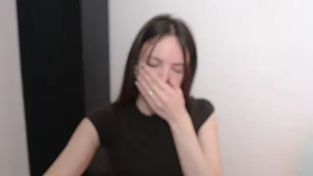 Ariella ari online show from 11, 10, 2025