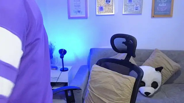 yulian vasquez online show from 16, 12, 2025