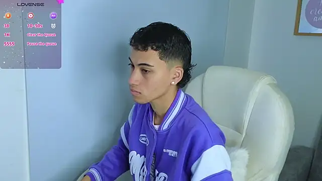 yulian vasquez online show from 16, 9, 2025