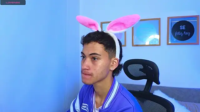 yulian vasquez online show from 9, 9, 2025