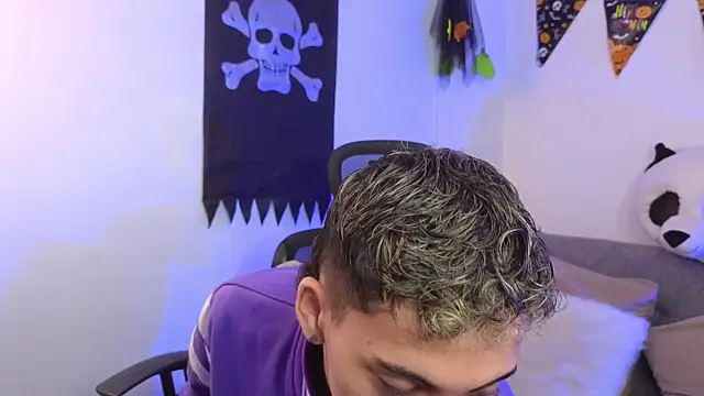 yulian vasquez online show from 24, 10, 2025