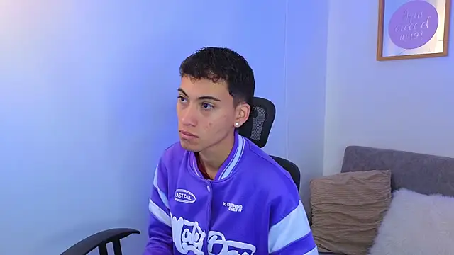 yulian vasquez online show from 26, 9, 2025