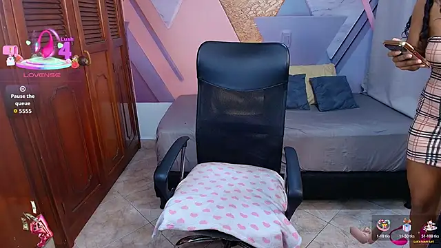 sharlottxl online show from 3, 12, 2025