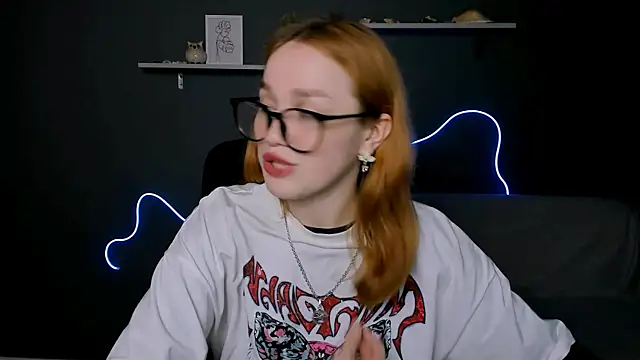 ellie fire1 online show from 10, 9, 2025