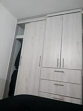 Valenn fernandez online show from 31, 3, 2026