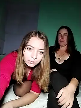 Snapshot of Viktoriia27 chatting on 20, 9, 2025 Viktoriia27 online show from 20, 9, 2025