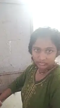Guriya0076 online show from 13, 5, 2026
