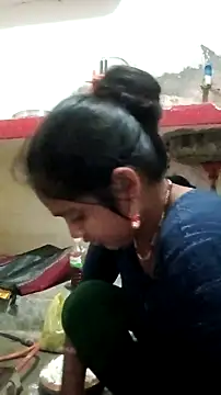 Guriya0076 online show from 28, 2, 2026