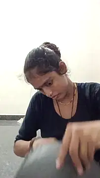 Guriya0076 online show from 24, 9, 2025