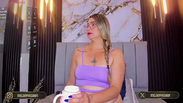 MelanyVegas online show from 24, 9, 2025