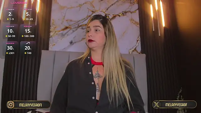 MelanyVegas online show from 14, 9, 2025