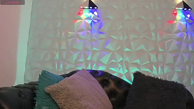 SabinaDeluxe cg online show from 13, 11, 2025