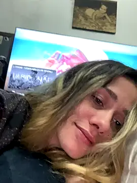 Snapshot of blond-96 chatting on 26, 10, 2025 blond-96 online show from 26, 10, 2025