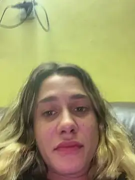 Snapshot of blond-96 chatting on 18, 9, 2025 blond-96 online show from 18, 9, 2025