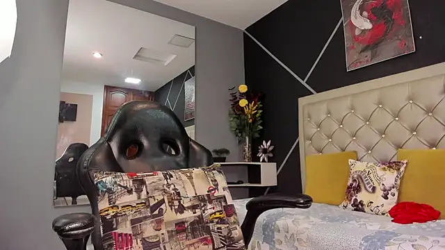 kris milff online show from 1, 10, 2025