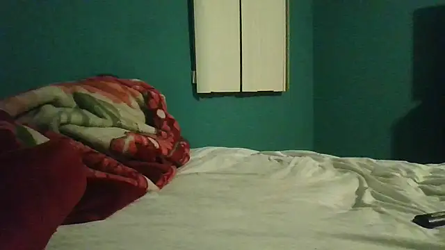 BEBE5757 online show from 14, 12, 2025