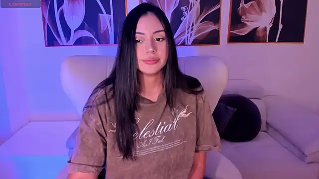 AmbarJames  online show from 27, 2, 2026