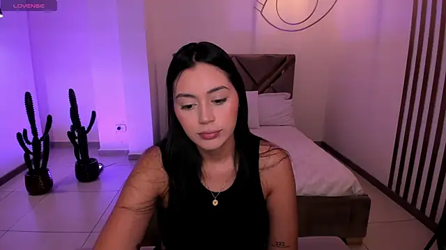 AmbarJames  online show from 12, 1, 2026