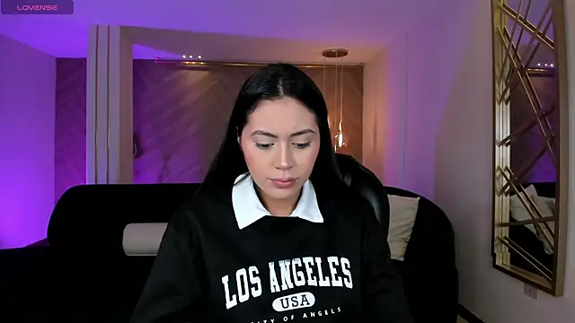 AmbarJames  online show from 11, 9, 2025