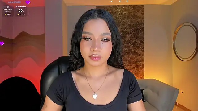 SophieHouston  online show from 25, 11, 2025