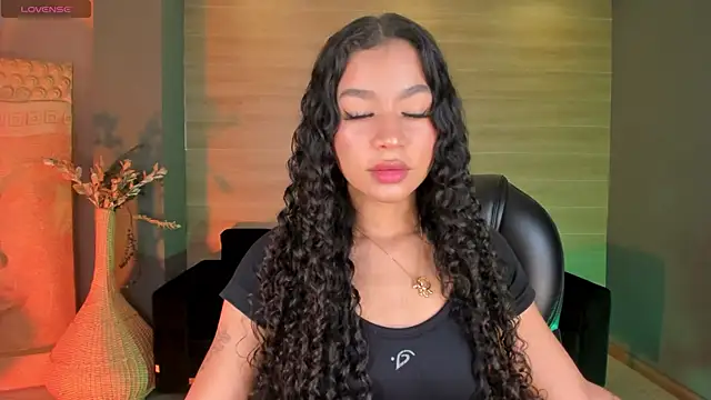 SophieHouston  online show from 21, 10, 2025