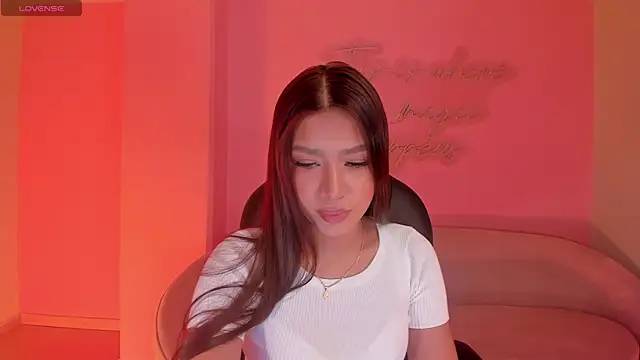 Snapshot of SophieHouston_ chatting on 12, 7, 2026 SophieHouston online show from 12, 7, 2026