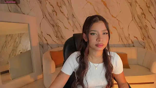 Snapshot of SophieHouston_ chatting on 22, 7, 2026 SophieHouston online show from 22, 7, 2026