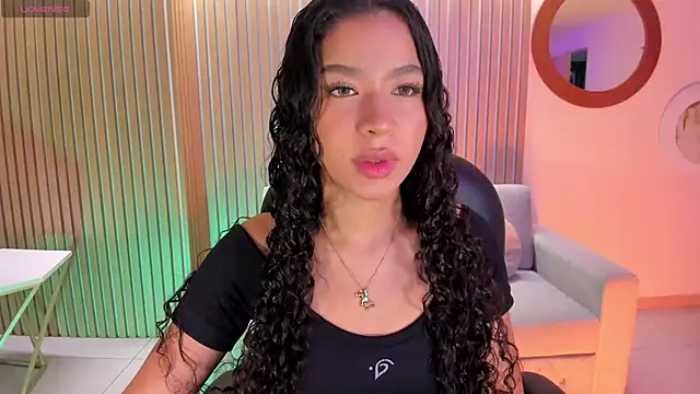 SophieHouston  online show from 11, 10, 2025