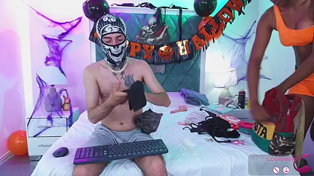 Asha zuri and adam online show from 31, 10, 2025