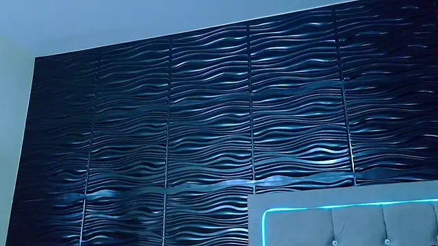 Ambar Bull online show from 9, 9, 2025