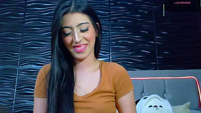 Ambar Bull online show from 8, 10, 2025