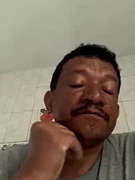 Snapshot of PIROCAGG21 chatting on 15, 10, 2025 PIROCAGG21 online show from 15, 10, 2025