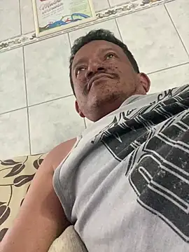 Snapshot of PIROCAGG21 chatting on 21, 12, 2025 PIROCAGG21 online show from 21, 12, 2025