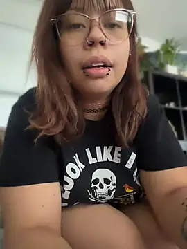 moan4mona online show from 25, 6, 2026