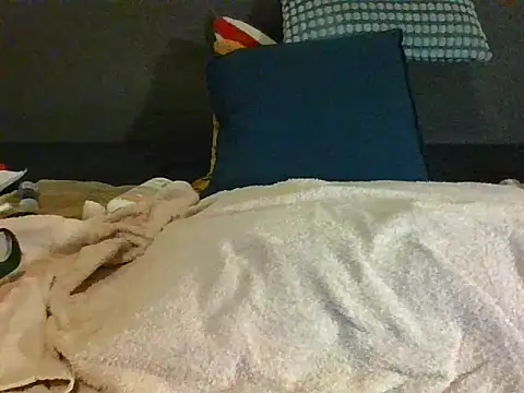 blue-moon23 online show from 17, 10, 2025