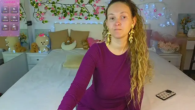 Eva SmidtX online show from 8, 5, 2026