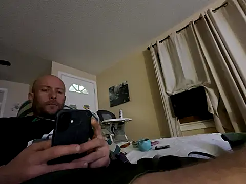 Snapshot of curis4270panda chatting on 10, 10, 2025 curis4270panda online show from 10, 10, 2025