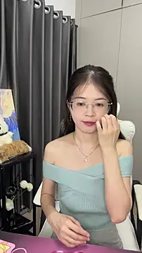 Qianqian-888 online show from 8, 10, 2025