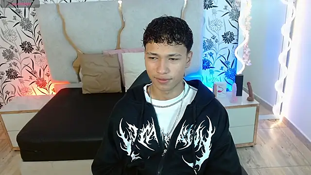 Ette tay online show from 8, 11, 2025