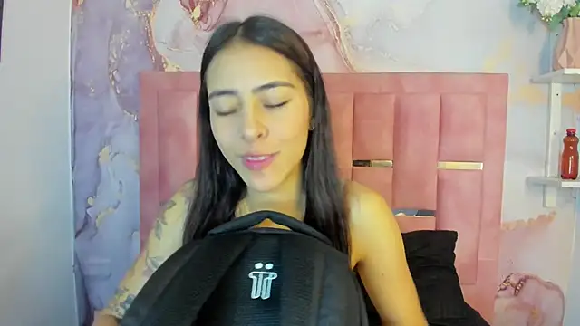 Snapshot of ValkaGrecco chatting on 23, 9, 2025 ValkaGrecco online show from 23, 9, 2025